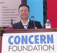 Frank moderates Concern Foundation Block Party, 2013